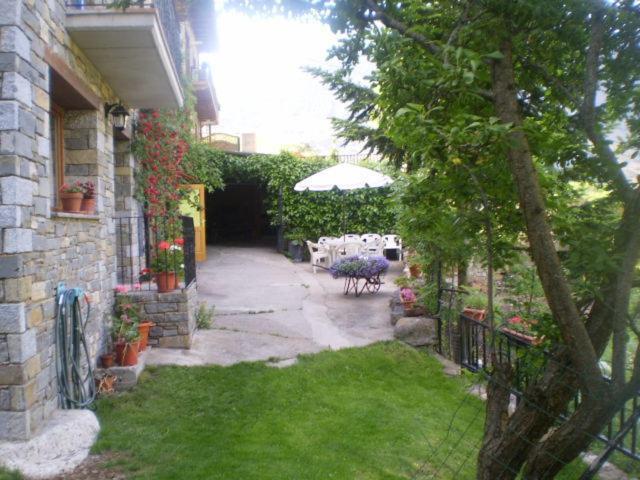 Hostal Pernalle Erillavall Exterior foto