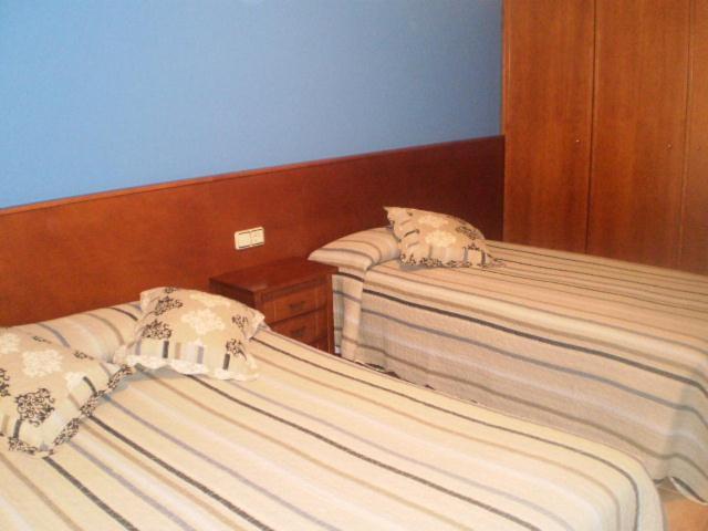 Hostal Pernalle Erillavall Quarto foto