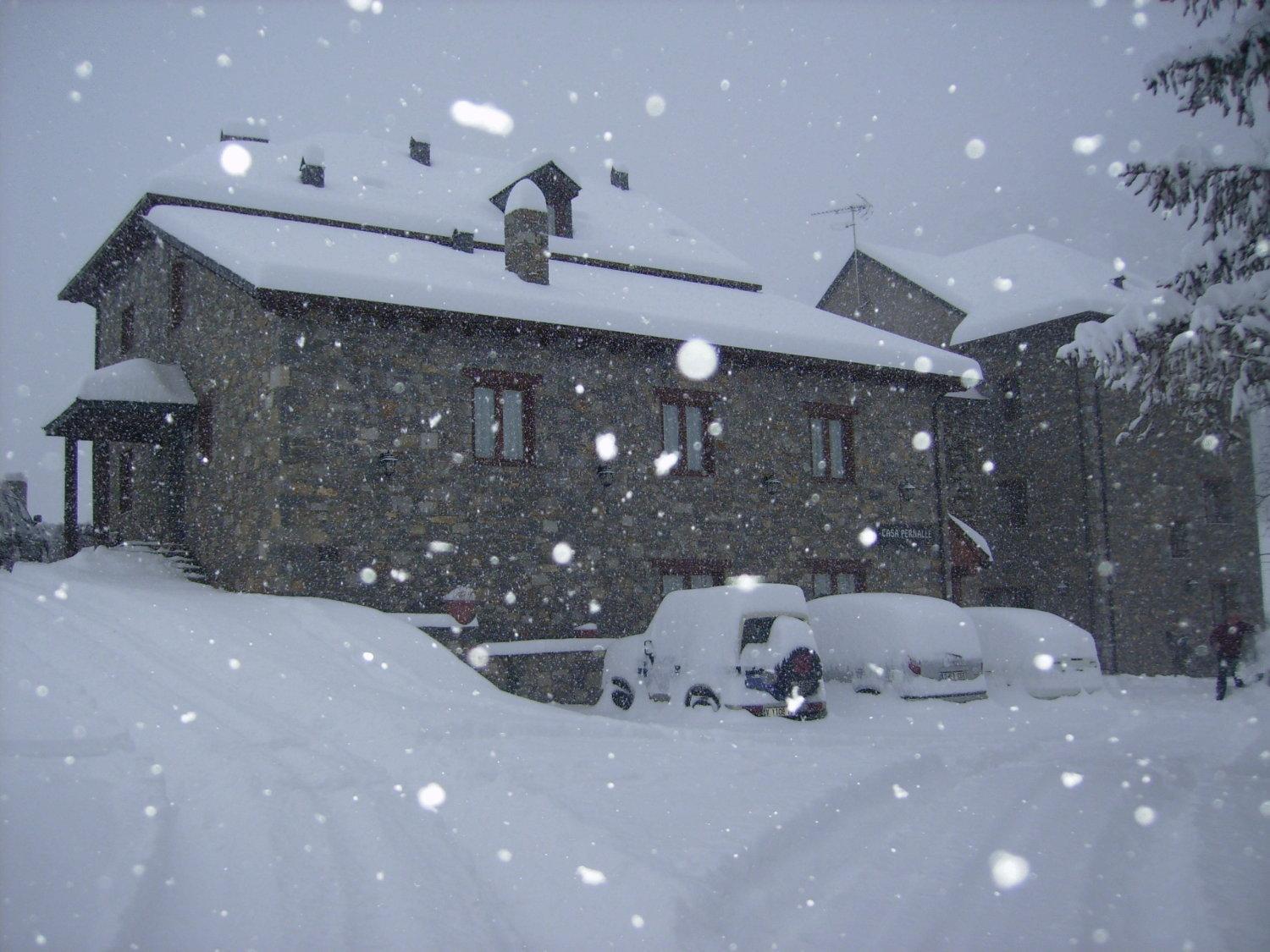 Hostal Pernalle Erillavall Exterior foto